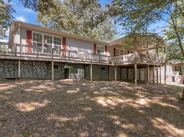 105 Gracy Dr, Springville, TN 38256