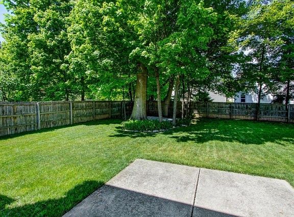 2nd image of 780 Suntree Dr