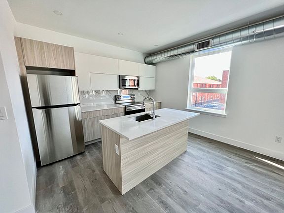 3rd image of 1841 Hartranft St #10