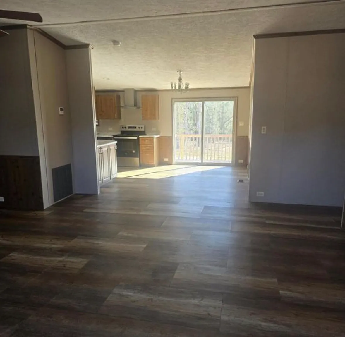 3 bed, 1600 sqft, $1,400 — Photo 2