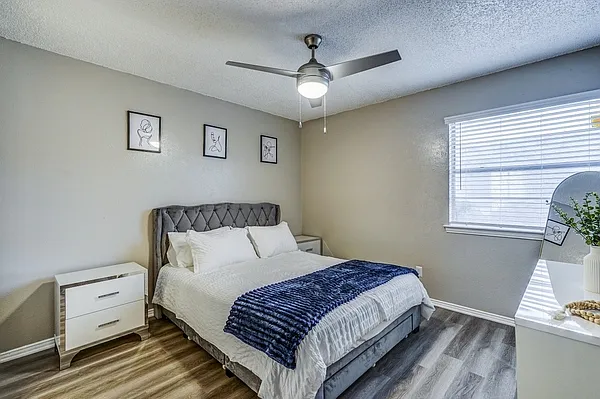 The Mirabel Apartments — Photo 8