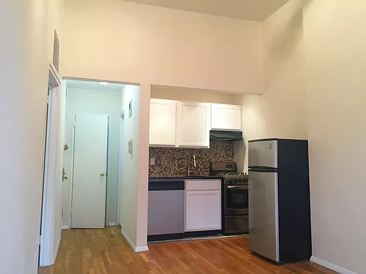 Rented by Bohemia Realty Group | media 13