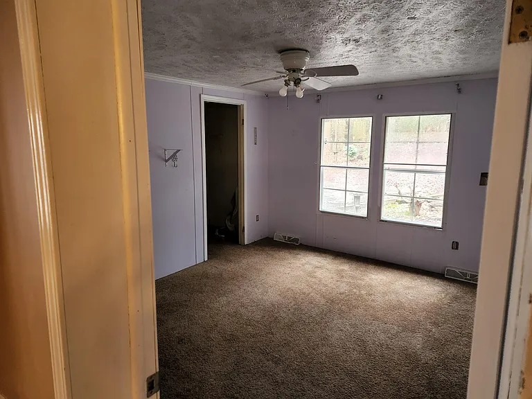 6932 Wade Dr — Photo 17