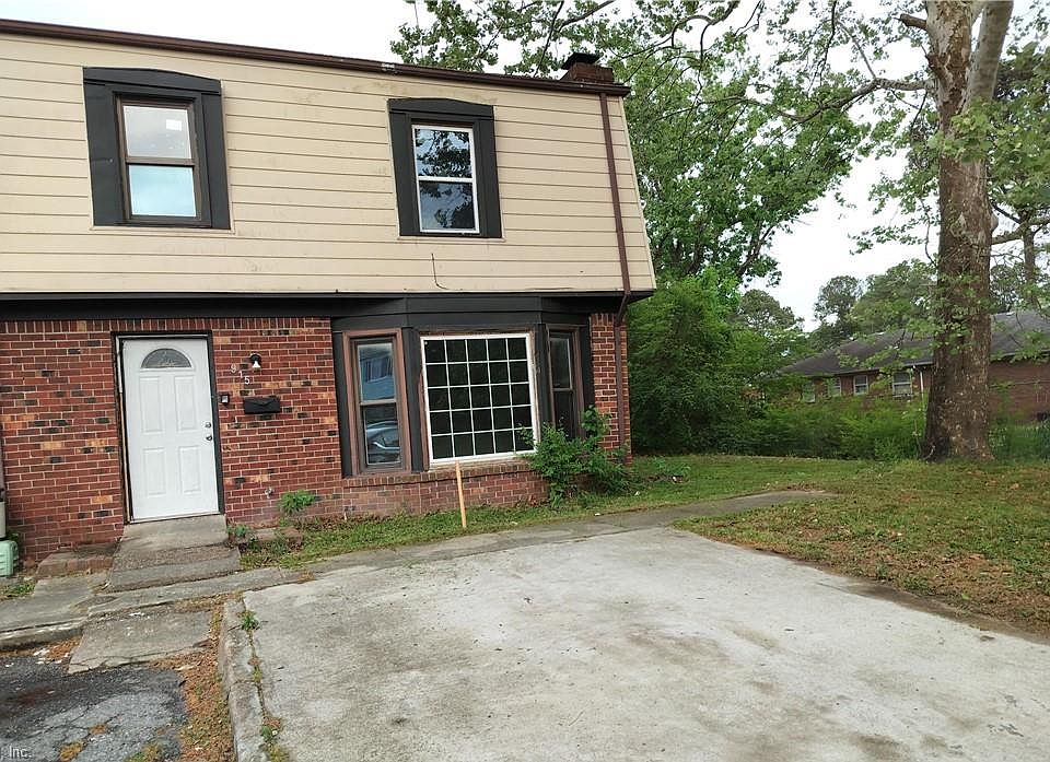 1st image of 915 Harbour North Dr
