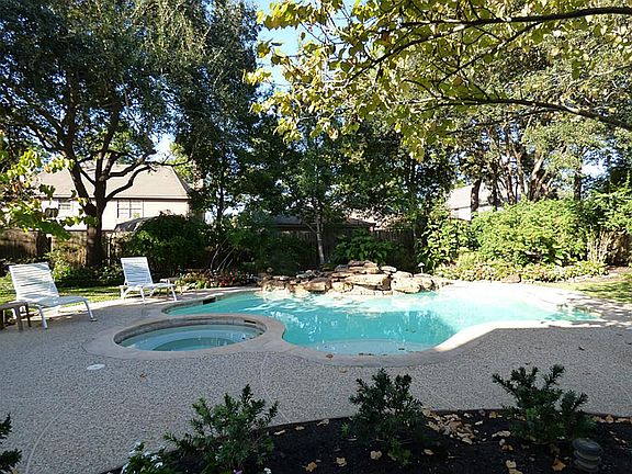 4th image of 22410 Stormcroft Ln