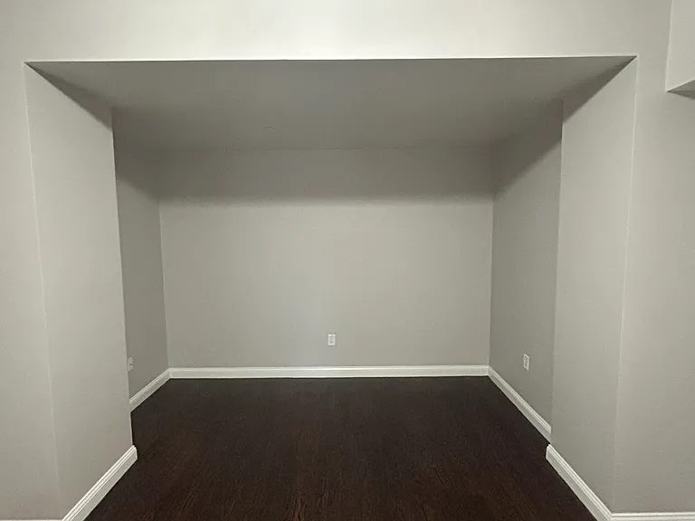11 Merrymount Rd #1R — Photo 4