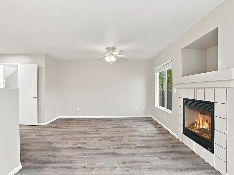 4028 Three Bridges Ct — Photo 6