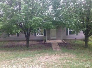 520 Shady Ln, De Soto, MO 63020