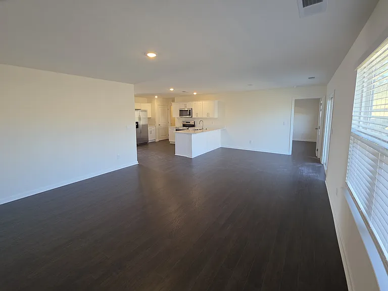 1166 Aspen Ter — Photo 8