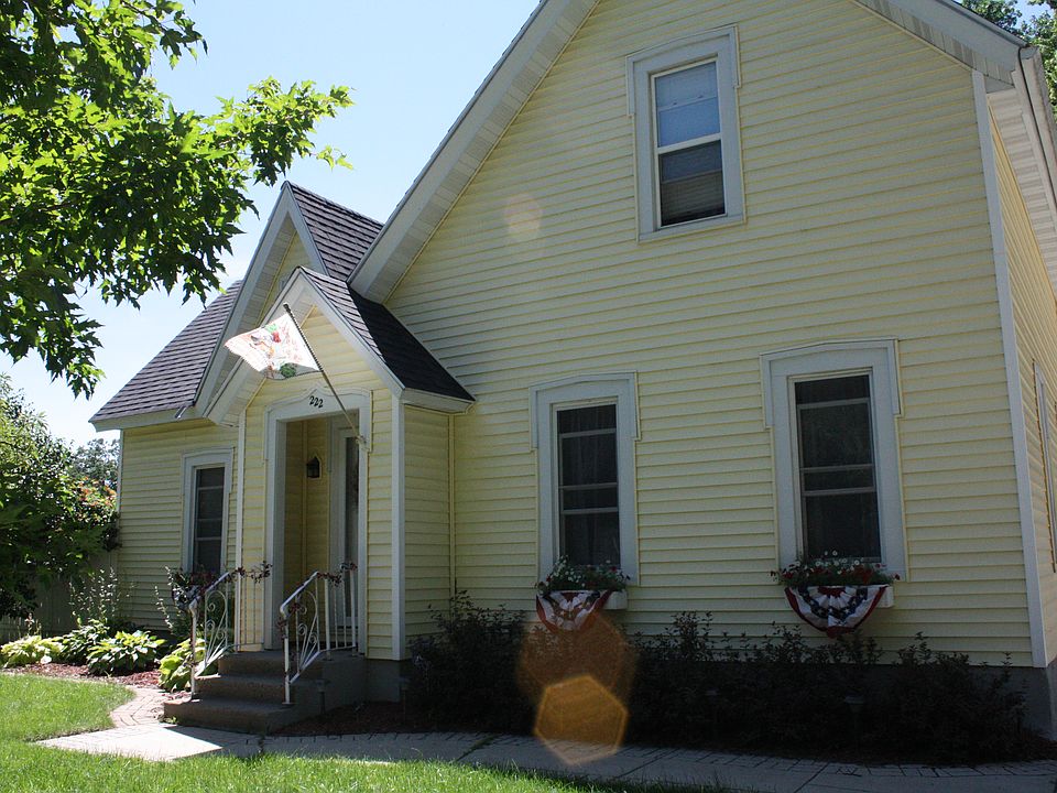 1st image of 222 Lincoln Ave
