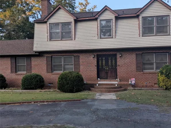 1379 Oakdale Rd, Rock Hill, SC 29730