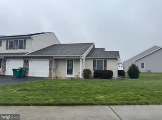 129 Sable Dr, Carlisle, PA 17013