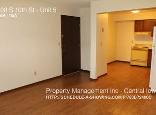 408 S 10th St APT 5, Adel, IA 50003