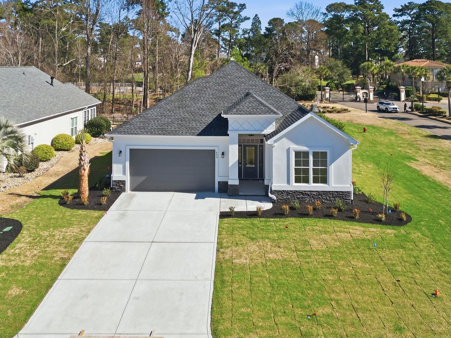 600 Barona Dr.