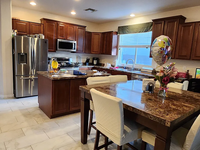 912 W Cork Oak Pl — Photo 10