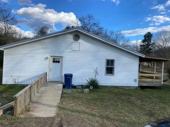 (undisclosed Address), Gray, KY 40734