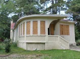 2032 East Dr, Jackson, MS 39204