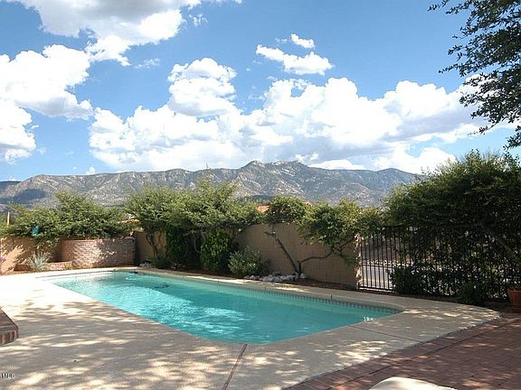 2nd image of 38400 S Rolling Hills Dr