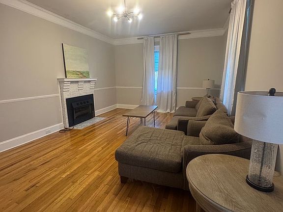 4th image of 214 Andrews Ave S