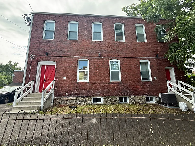 537 N 64th St #2 — Photo 27