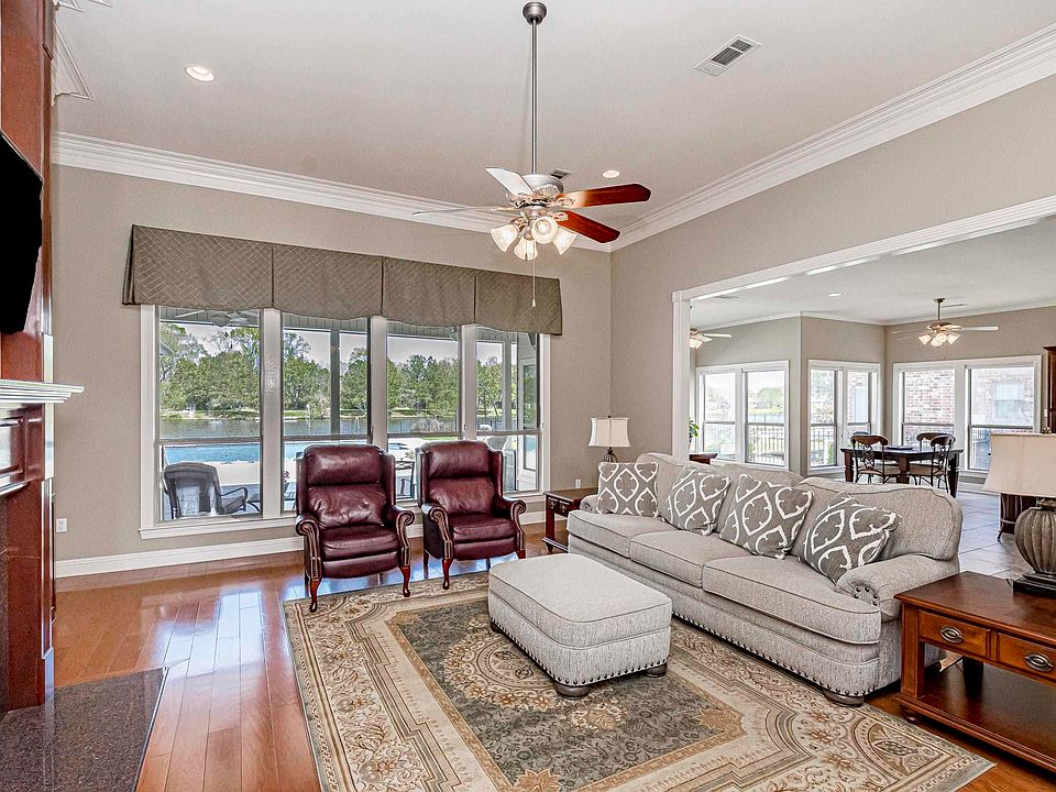 37170 Lakeshore Ave, Prairieville, LA 70769 | Zillow