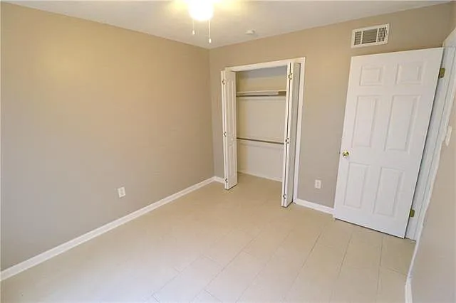 100 Peter Ln — Photo 9