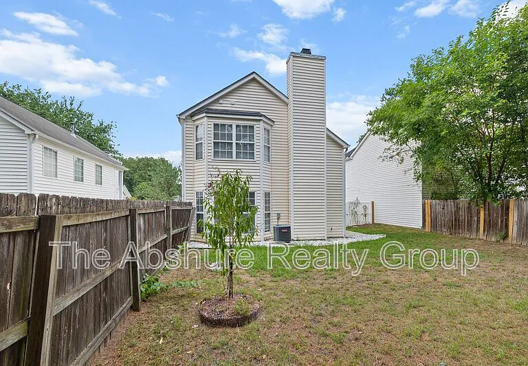 4224 Lake Woodard Dr — Photo 34