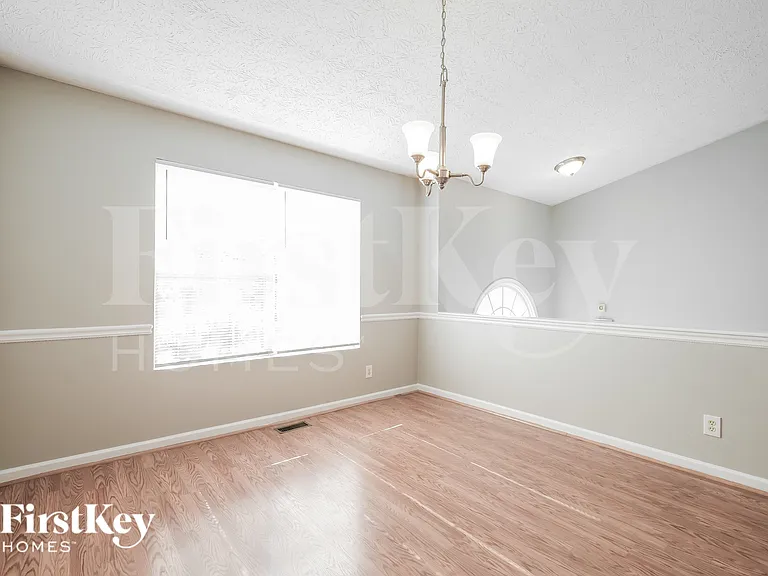 2419 Broad River Pl — Photo 6