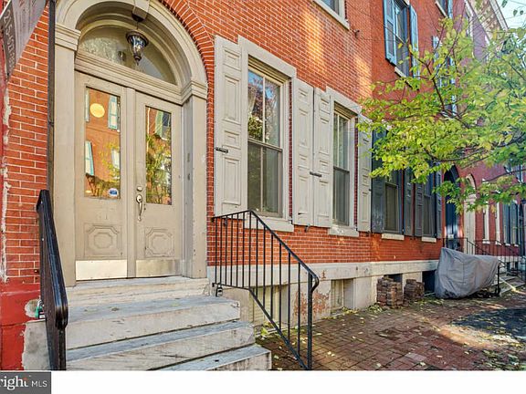 2nd image of 1702 Wallace St #1