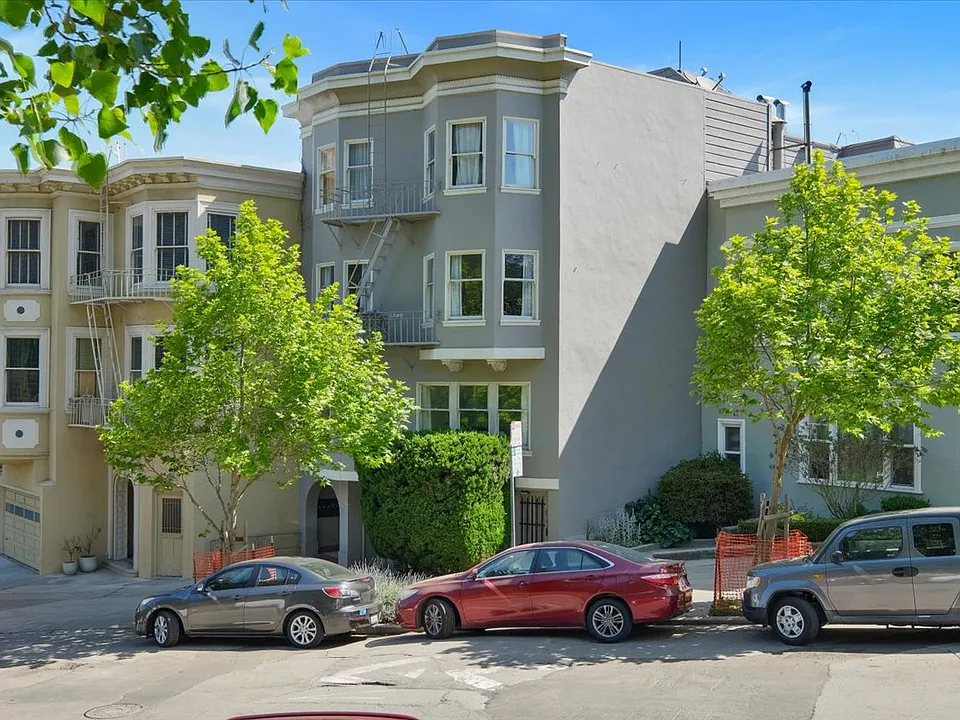 123 Buena Vista Ave E #3