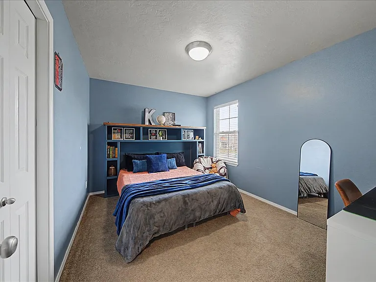 681 W Archerfield St — Photo 10