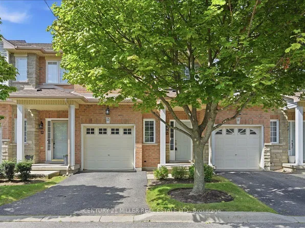 232 Stonehenge Dr #13, Hamilton, ON L9K 1R5