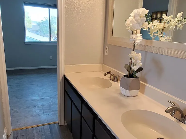 21250 Laguna Rd #5 — Photo 28