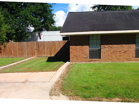 2nd image of 114 Orchid Dr