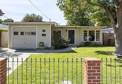 822 Shirley Ave Photo 1