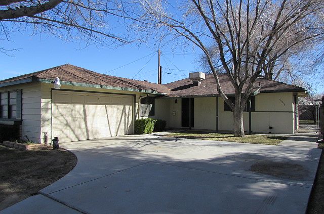 1st image of 45318 Lostwood Ave