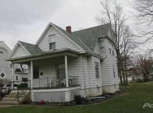 214 Euclid Ave, Bellevue, OH 44811