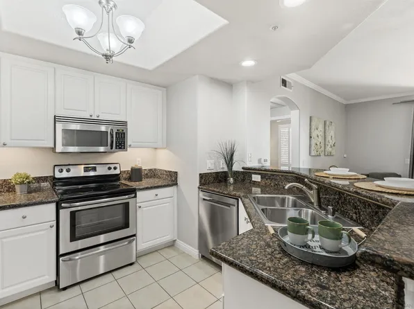 9293 Regents Rd #C108, La Jolla, CA 92037