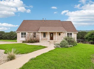 604 Westcrest Dr, Kerrville, TX 78028
