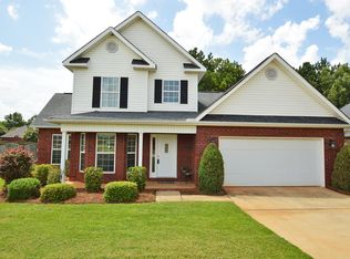 142 Emberly Ln, Warner Robins, GA 31088
