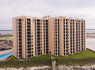 8271 Gulf Blvd APT 102, Navarre, FL 32566
