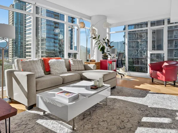 1205 Hastings St W #702, Vancouver, BC V6E 4T7