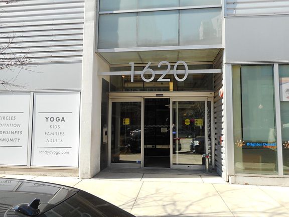 2nd image of 1620 S Michigan Ave Unit 512