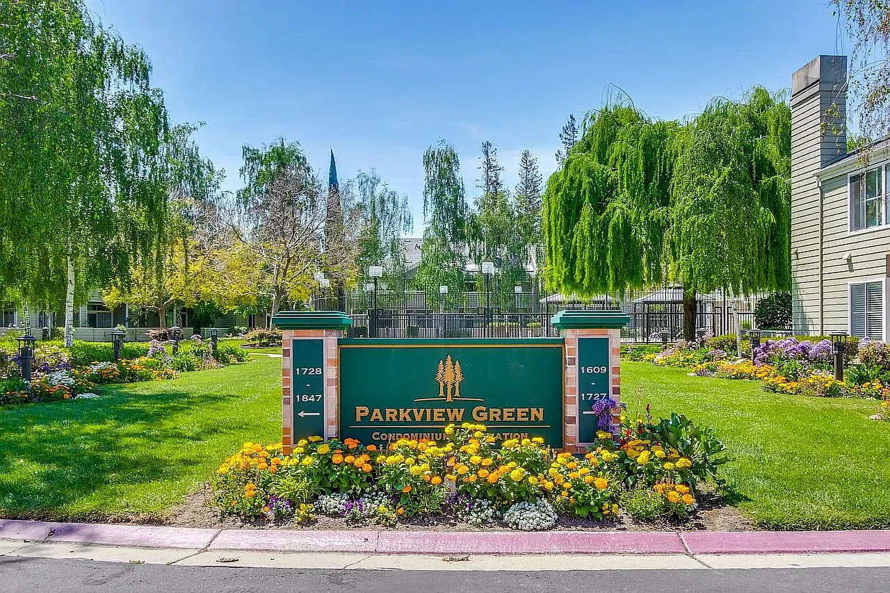 2 bed, 1228 sqft, $3,450 — Photo 1