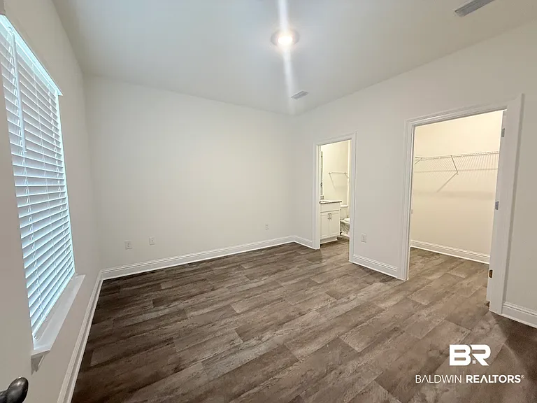 13824 Shea Cir — Photo 9