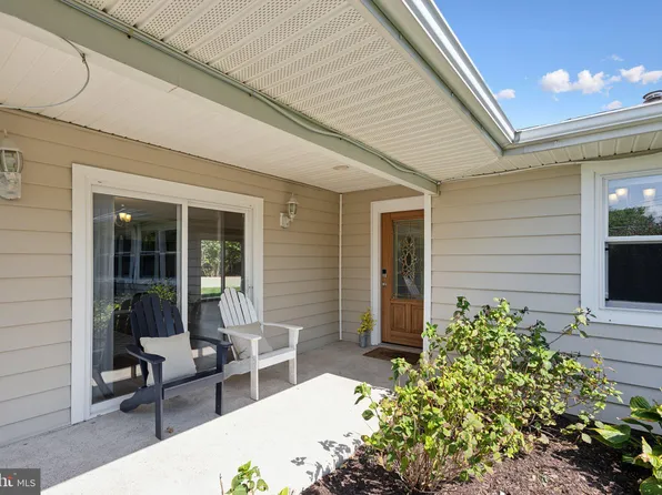 4815 Upland Dr, Alexandria, VA 22310