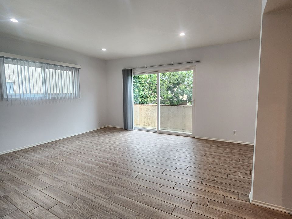 1st image of 1727 Camden Ave APT 3