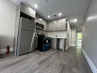 Rented by JB Mac Real Estate Inc.