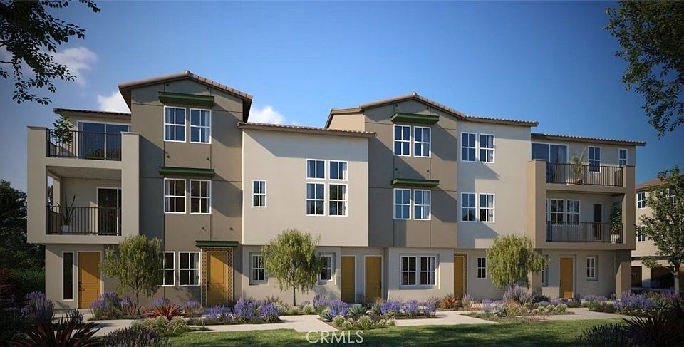 1st image of 429 Paradiso Pl