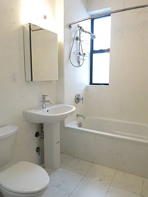 Rented by Bohemia Realty Group | media 18